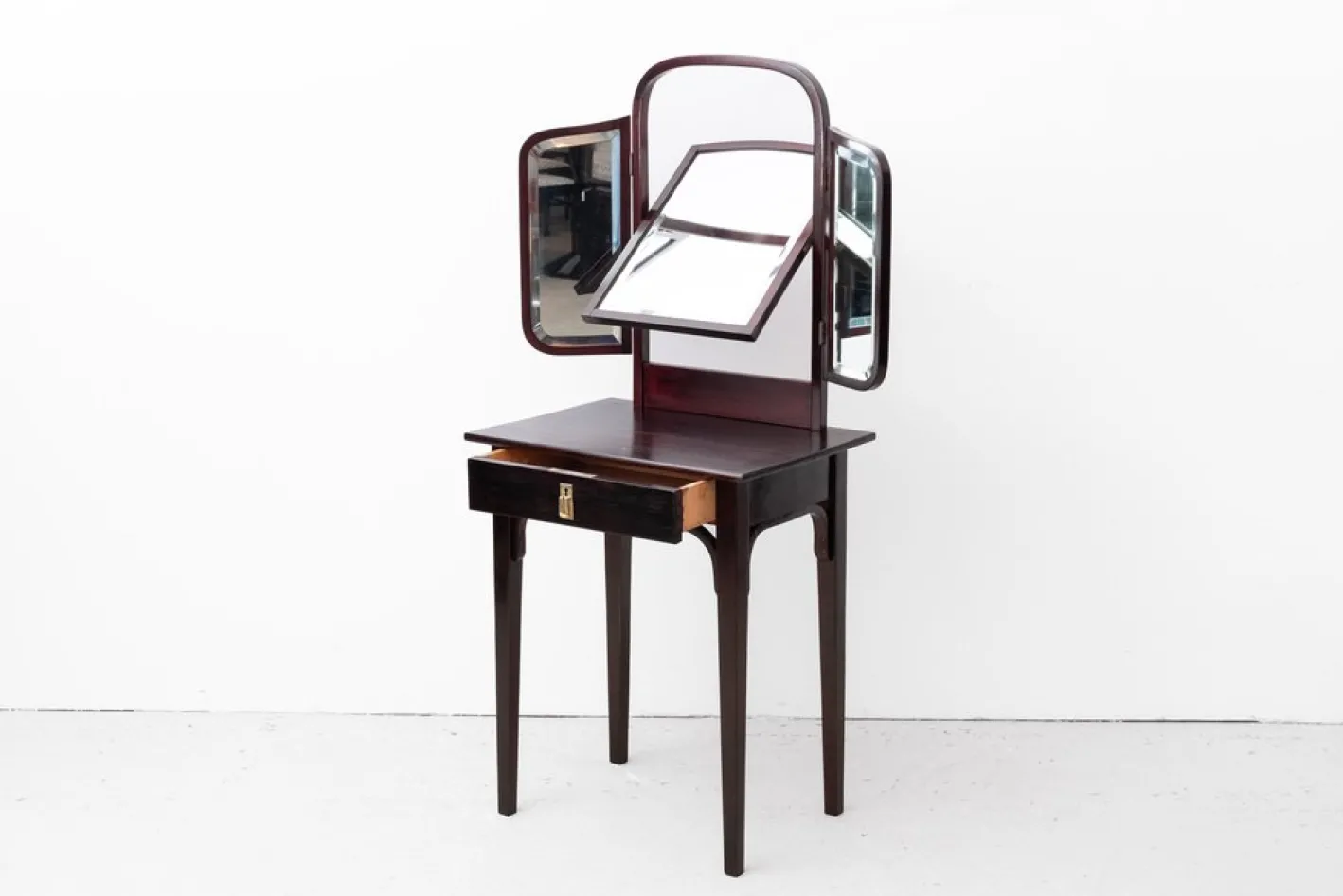 Art Nouveau Modell Nr. 23045 Frisiertisch von Thonet, 1910er