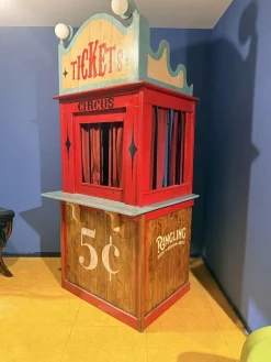 Barnum Circus Ticketschalter, 1960er