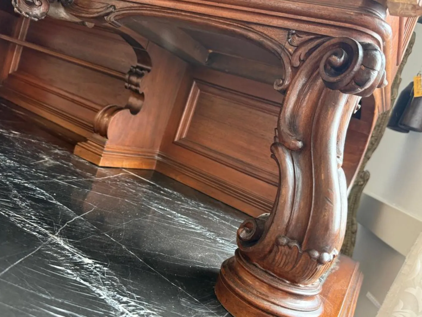 Barockes Pfeiferl Buffet, 1880er