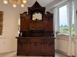 Barockes Pfeiferl Buffet, 1880er