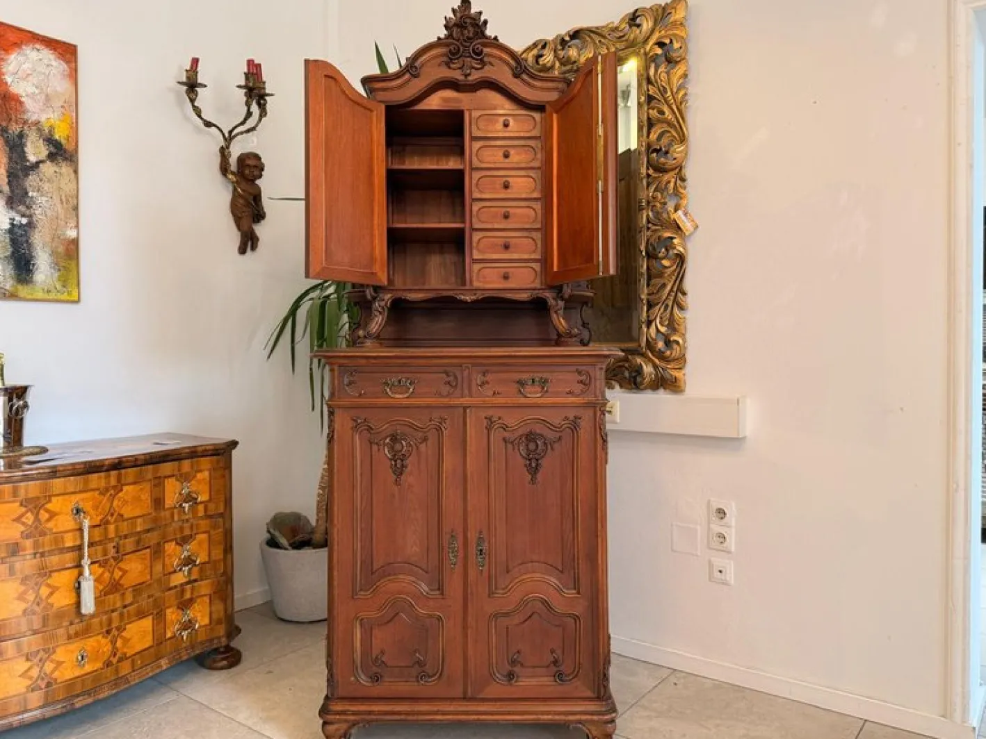 Barockes Pipe Buffet aus Eiche mit Frontfront