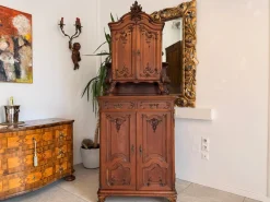 Barockes Pipe Buffet aus Eiche mit Frontfront