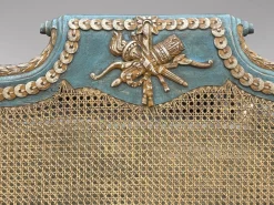 Bemaltes Louis XVI Bergère Sofa aus Schilfrohr, 1880er