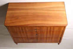 Biedermeier Kommode aus Kirschholz, 1840er