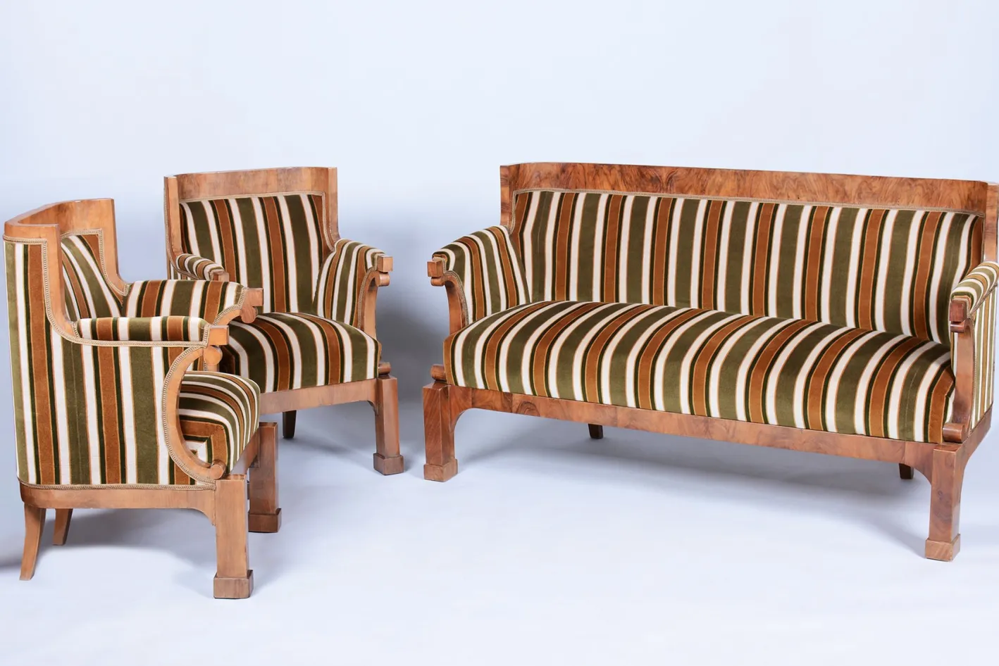 Biedermeier Sitzgarnitur aus Nussholz, 1830er, 3er Set