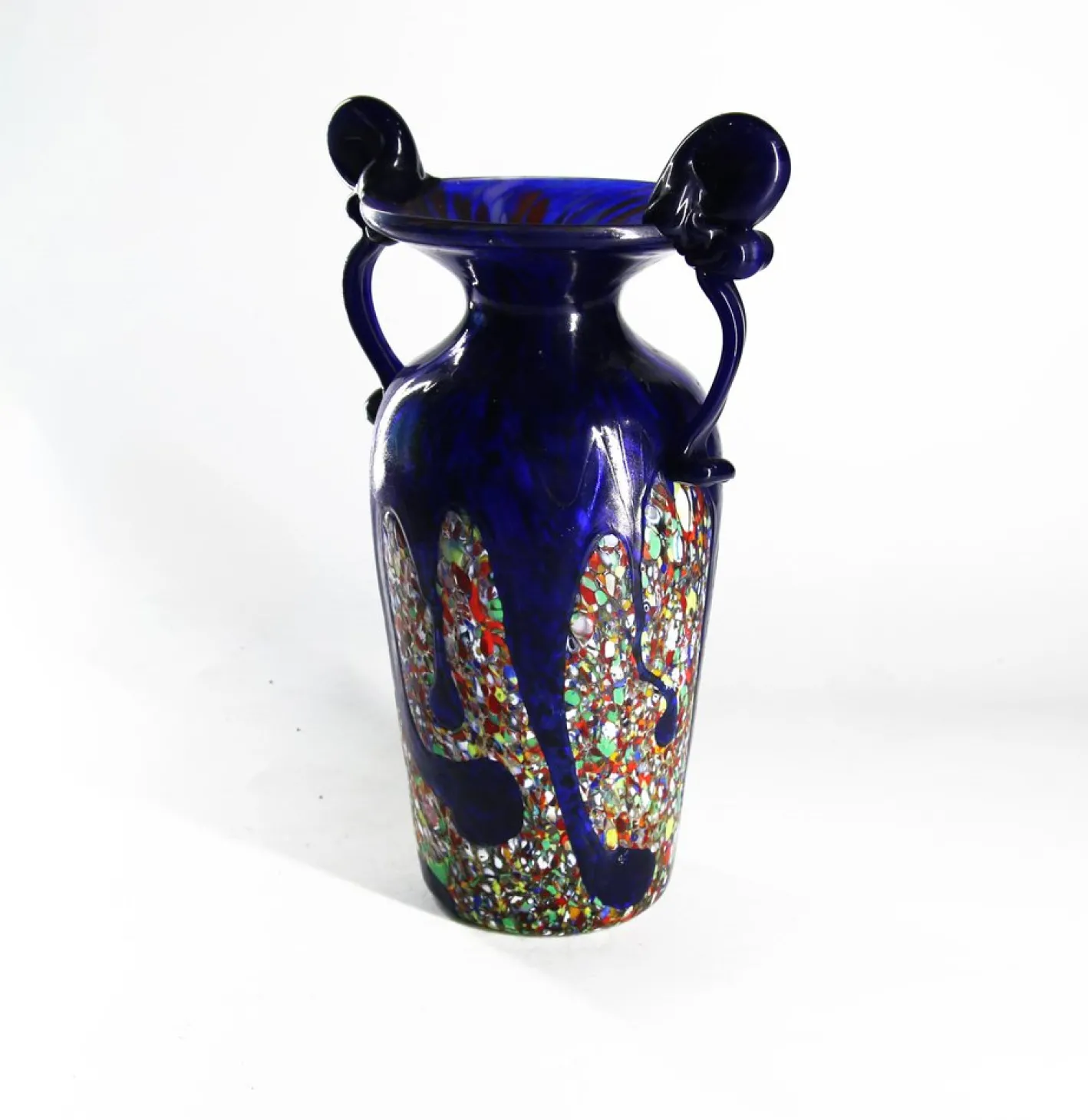 Blaue Amphora Vase von MadeForSoul