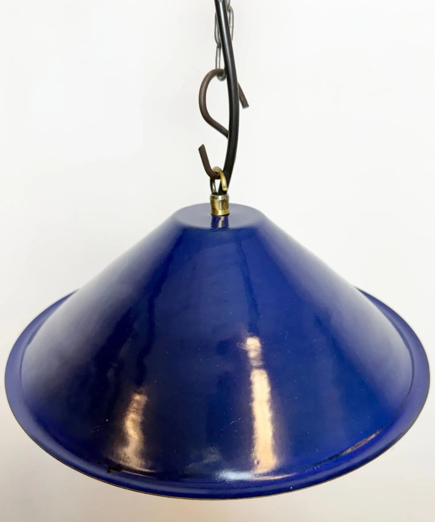 Blau emaillierte industrielle Fabriklampe, 1950er