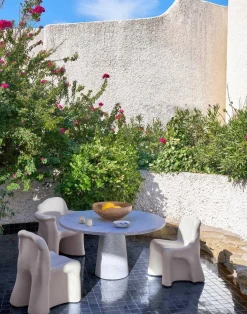 Blauer Armloser Dalila Outdoor Stuhl von Gaetano Pesce für Cassina