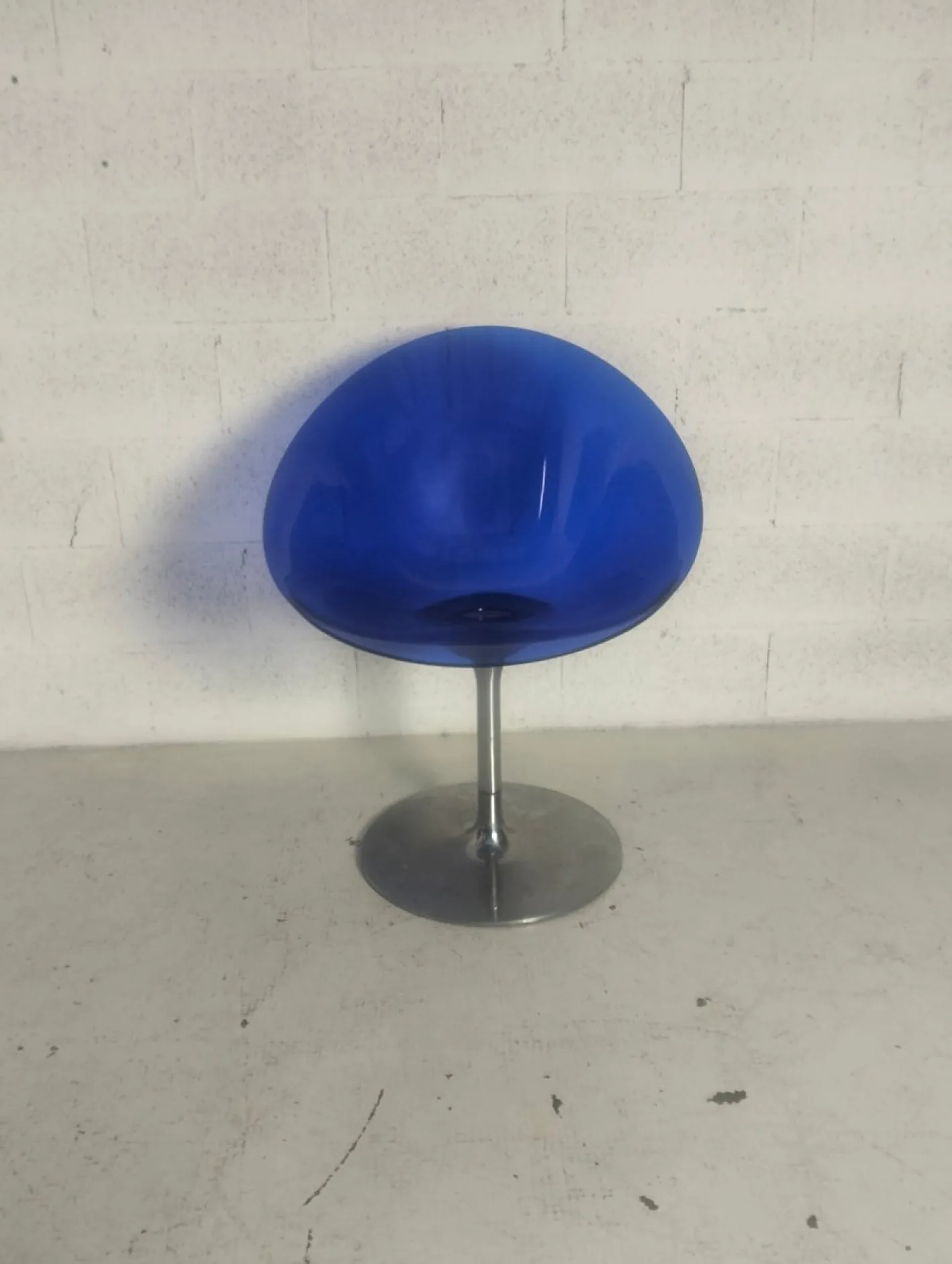 Blauer Eros Drehstuhl von Philippe Starck für Kartell, 1990er
