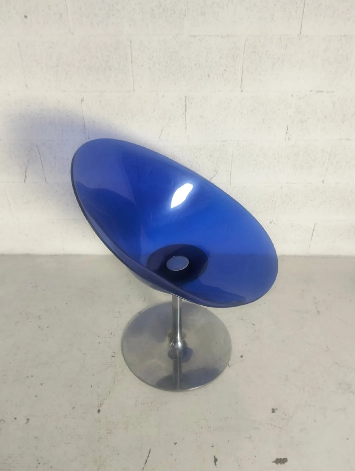 Blauer Eros Drehstuhl von Philippe Starck für Kartell, 1990er