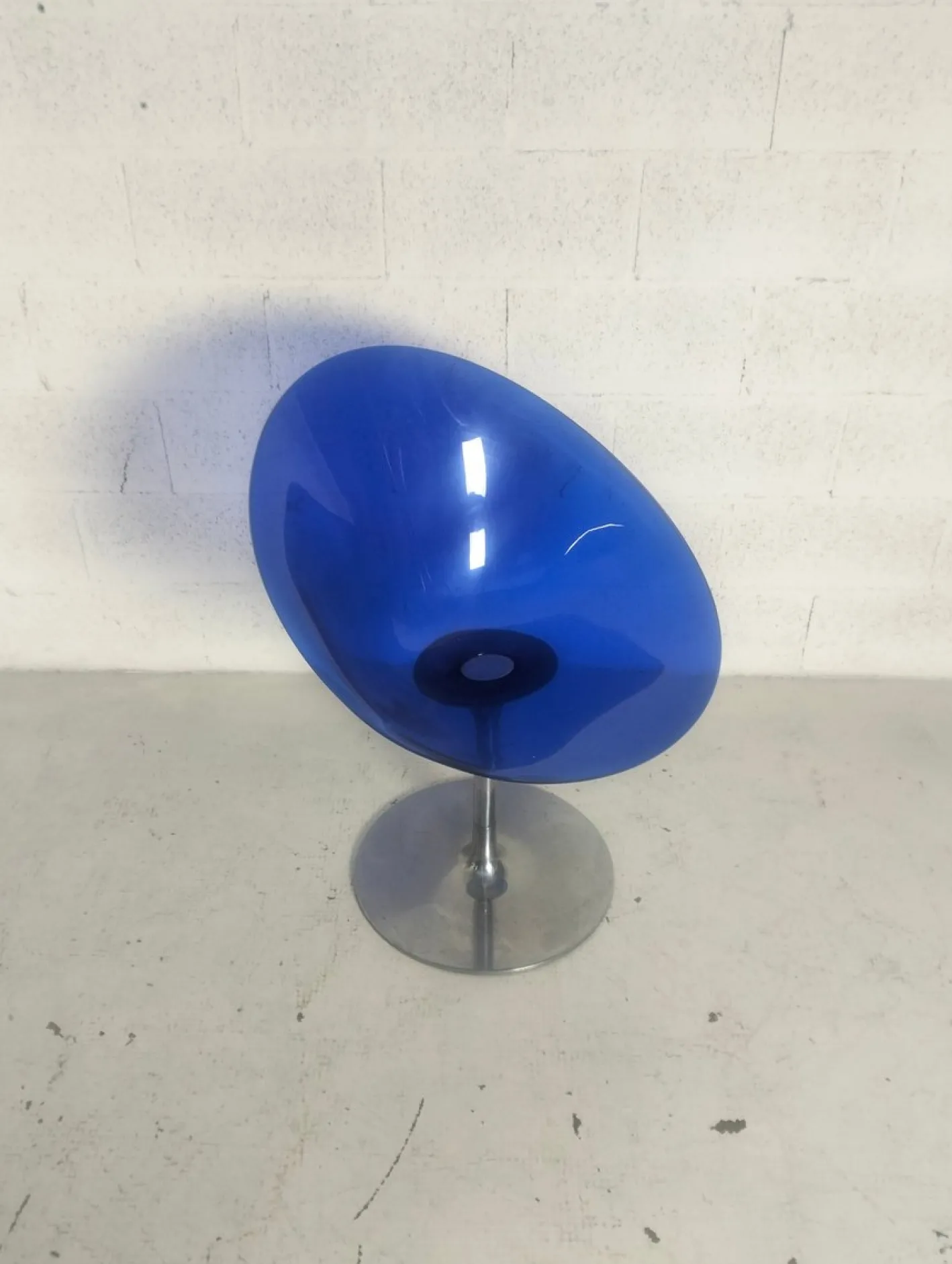 Blauer Eros Drehstuhl von Philippe Starck für Kartell, 1990er