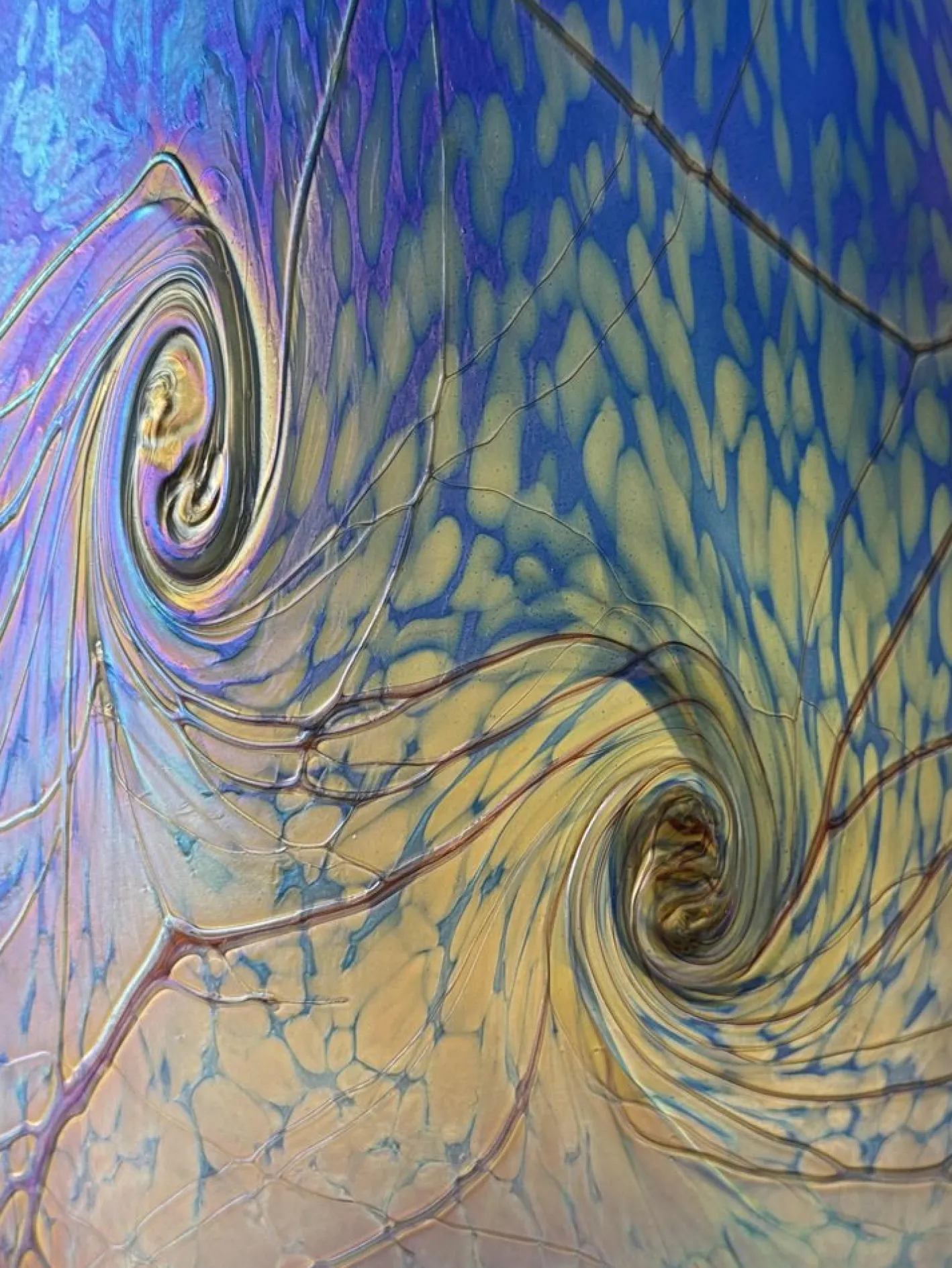 Blau schillernde Jugendstil Glasvase von Loetz