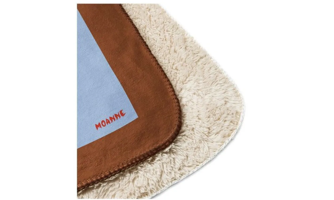 Boreal Blanket mit Rahmen in Hellblau von Moanne