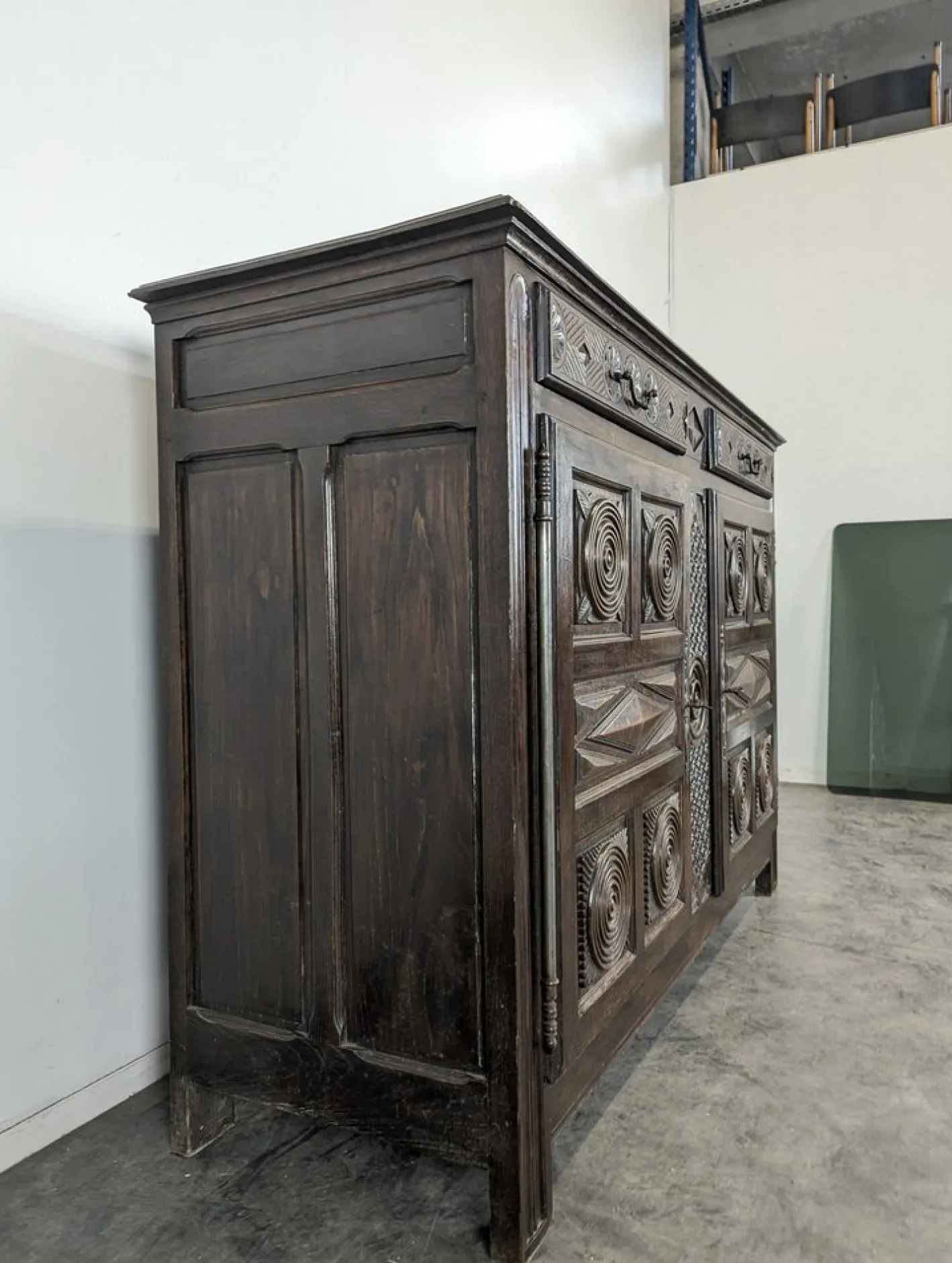Brutalistisches Buffet im Stil von Dudouyt