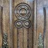 Brutalistisches geschnitztes Sideboard aus Eiche