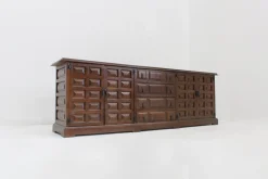Brutalistische Spanische Vintage Anrichte, 1970er