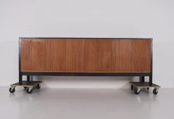 Brutalistisches Sideboard aus geschwärzter Eiche, 1970er
