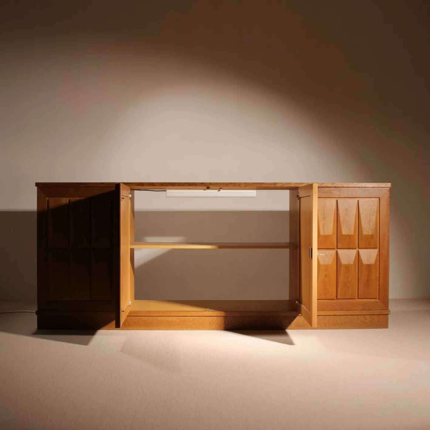 Brutalistisches Sideboard aus Eiche von Gerhard Bartels, 1970er
