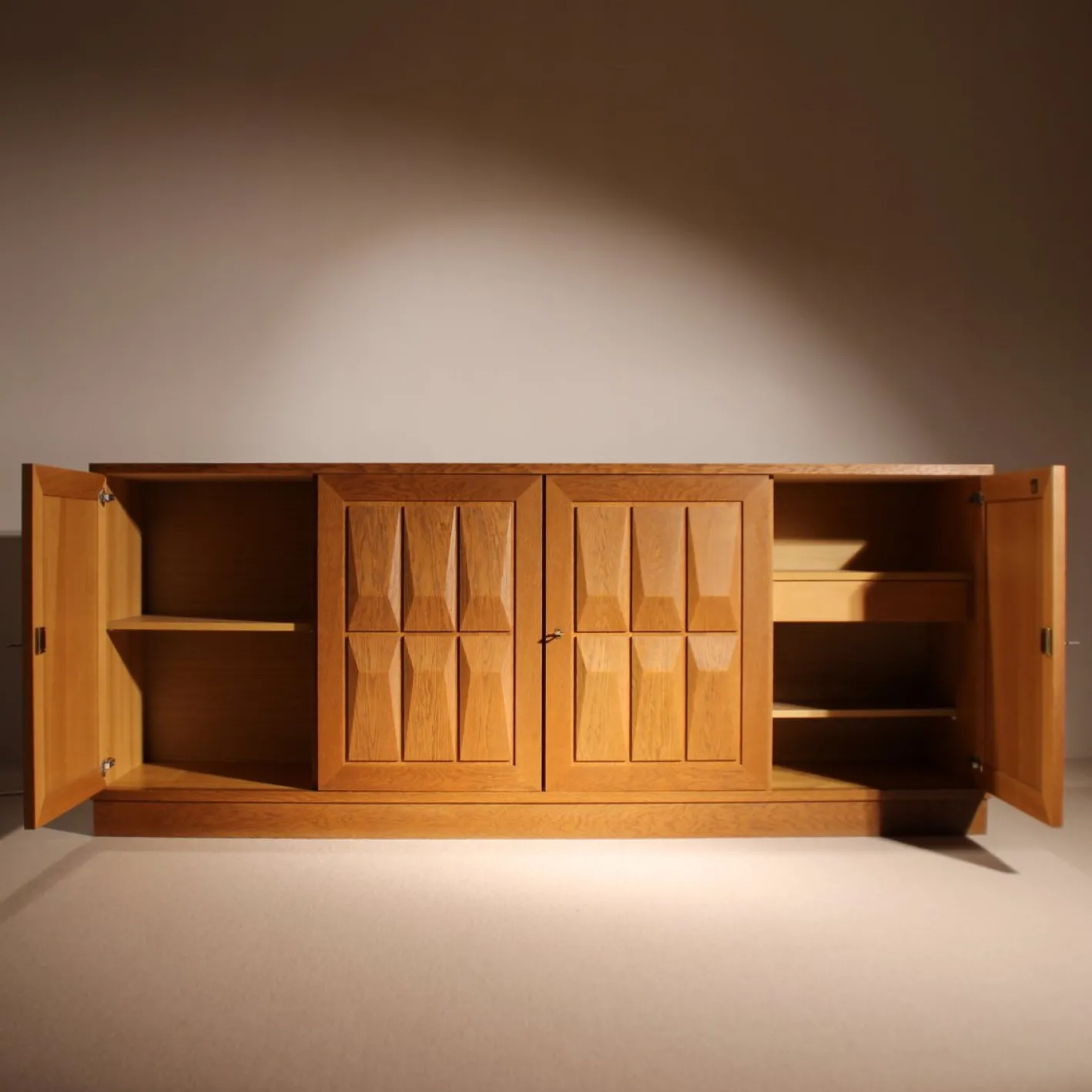 Brutalistisches Sideboard aus Eiche von Gerhard Bartels, 1970er