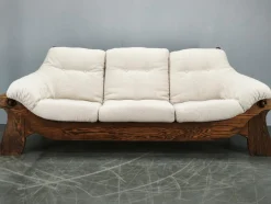 Brutalistisches tschechoslowakisches 3-Sitzer Sofa aus Eiche & Bouclé, 1970er