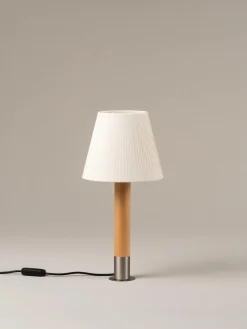 Básica M1 Tischlampe aus Nickel & Natur von Santiago Roqueta für Santa & Cole
