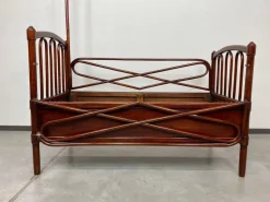 Bugholz Kinderbett von Michael Thonet, 1890