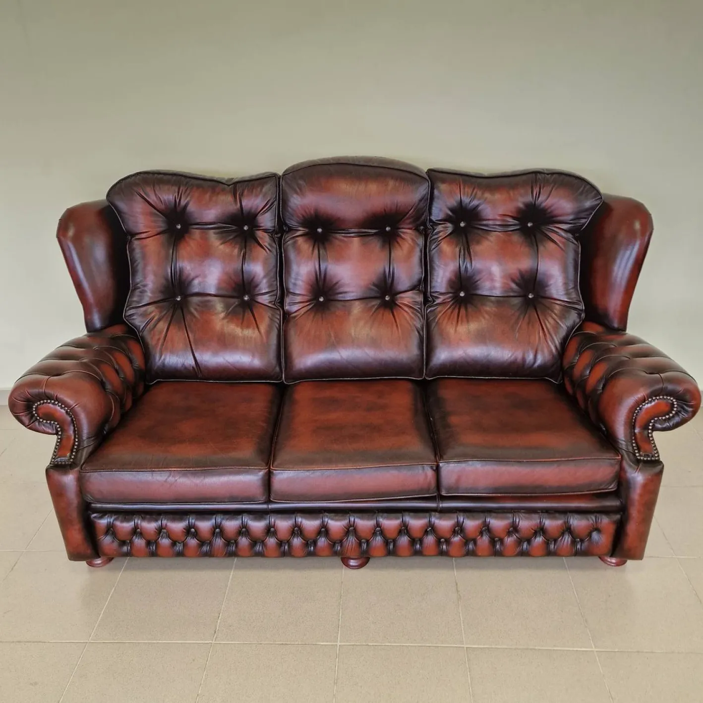 Chesterfield Wohnzimmer Set aus Leder, 1970er, 4er Set