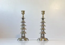 Chinesische Messing Pagoda Kerzenhalter, 2er Set