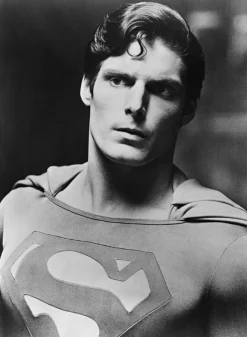 Christopher Reeve Superman Archival Pigmentdruck in Weiß von Galerie Prints