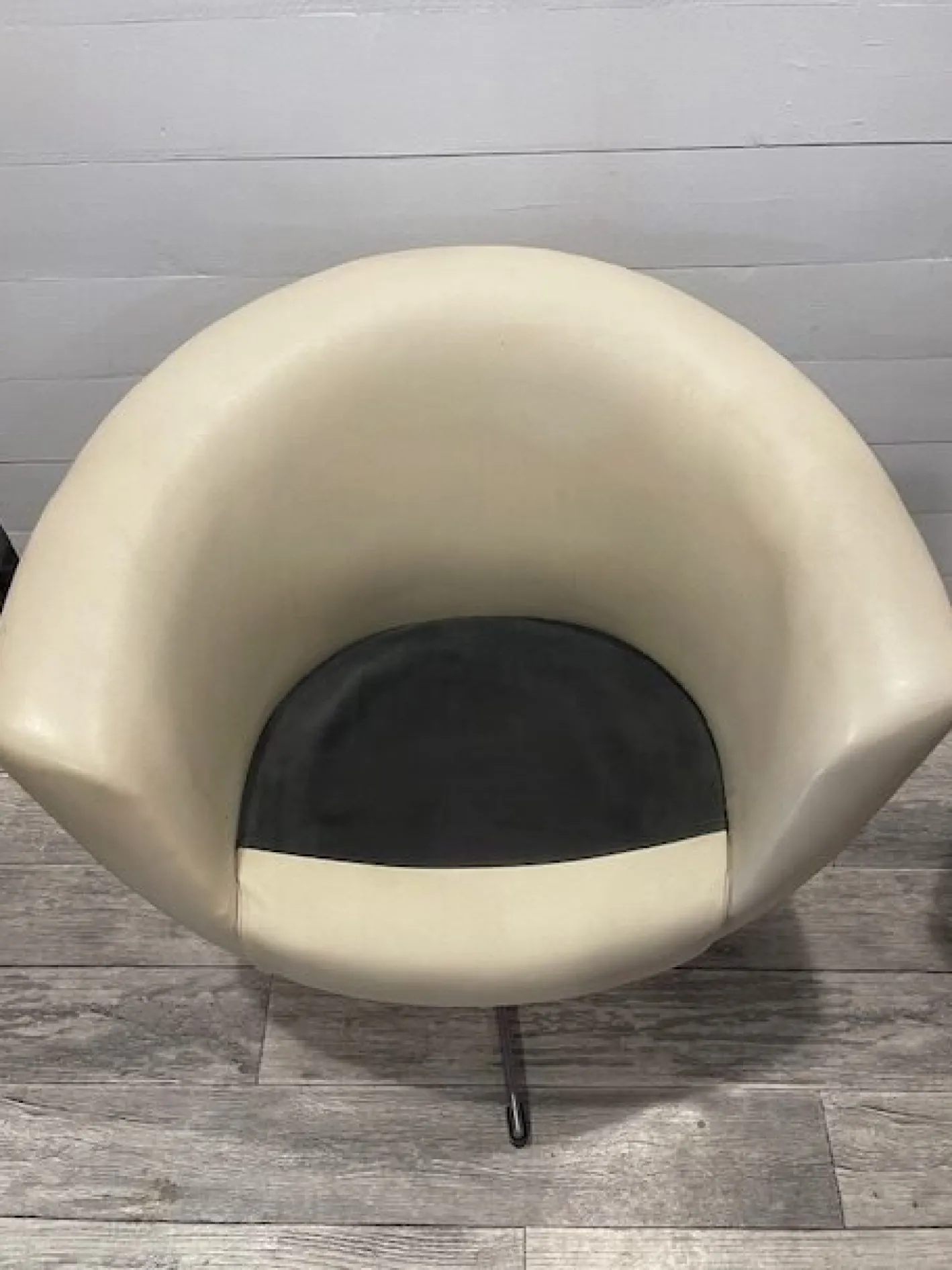 Cremefarbene Vintage Drehsessel, 1970, 2er Set