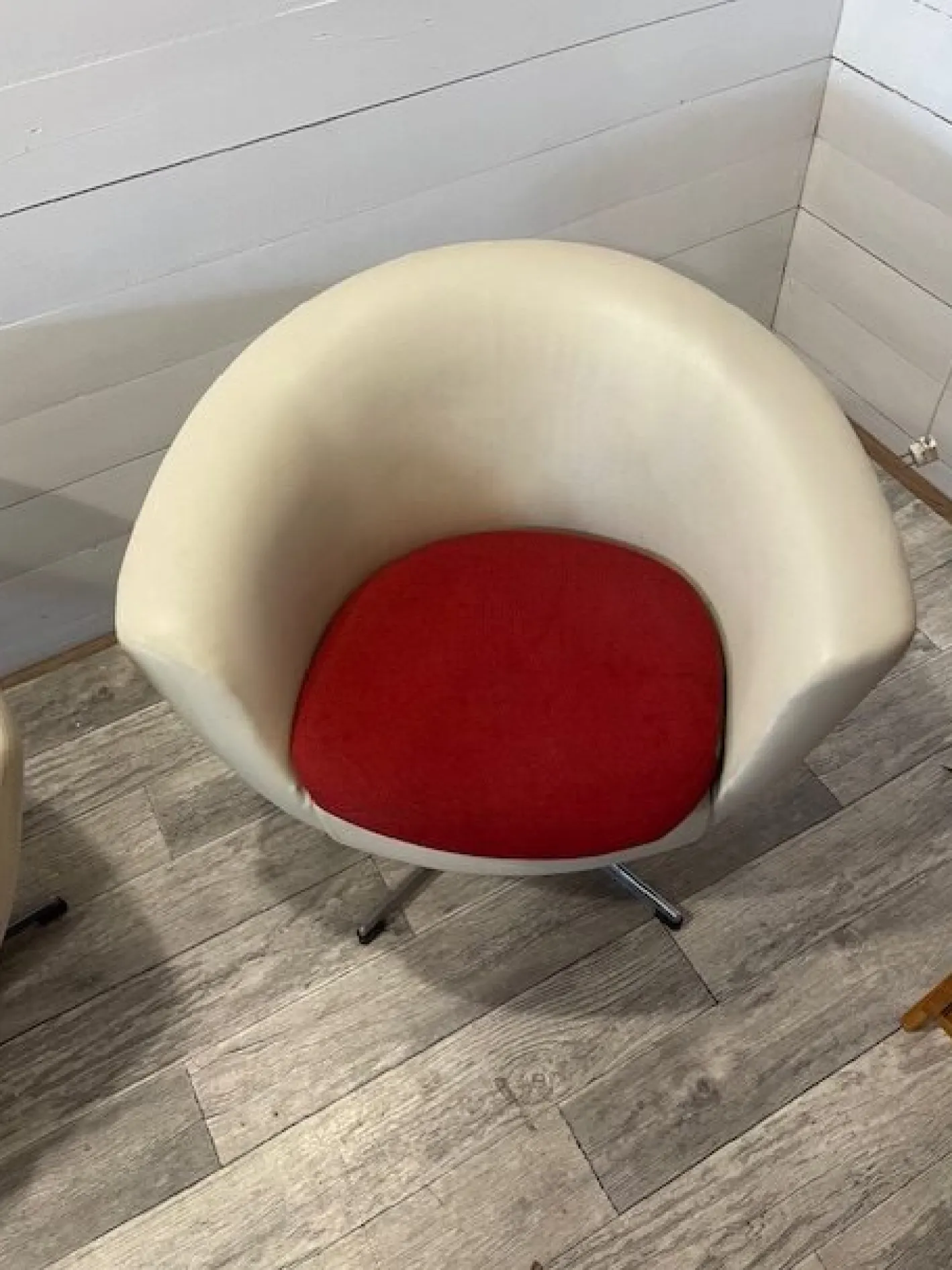 Cremefarbene Vintage Drehsessel, 1970, 2er Set