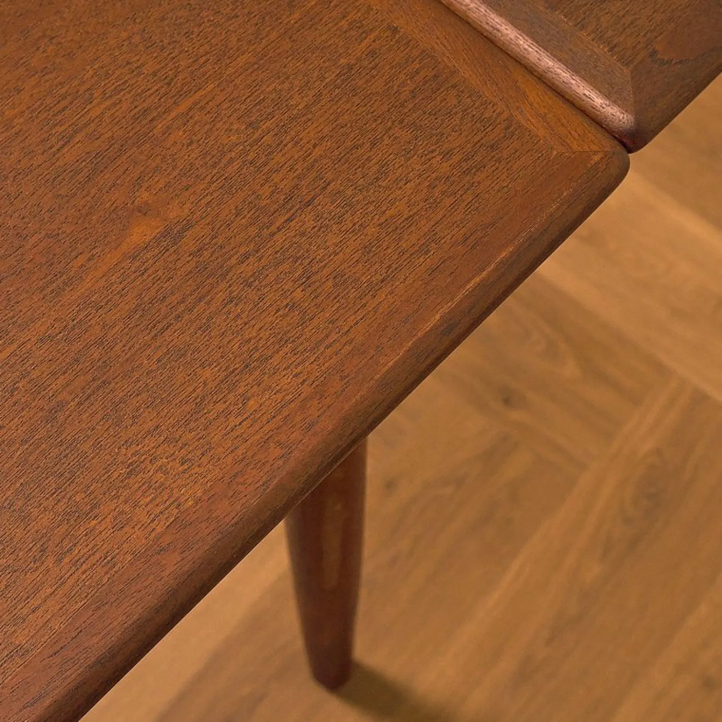 Dänischer Esstisch aus Teak, 1950