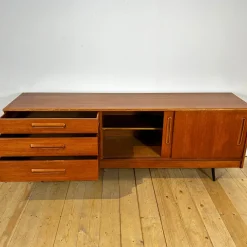 Dänisches Sideboard aus Teak, 1960er