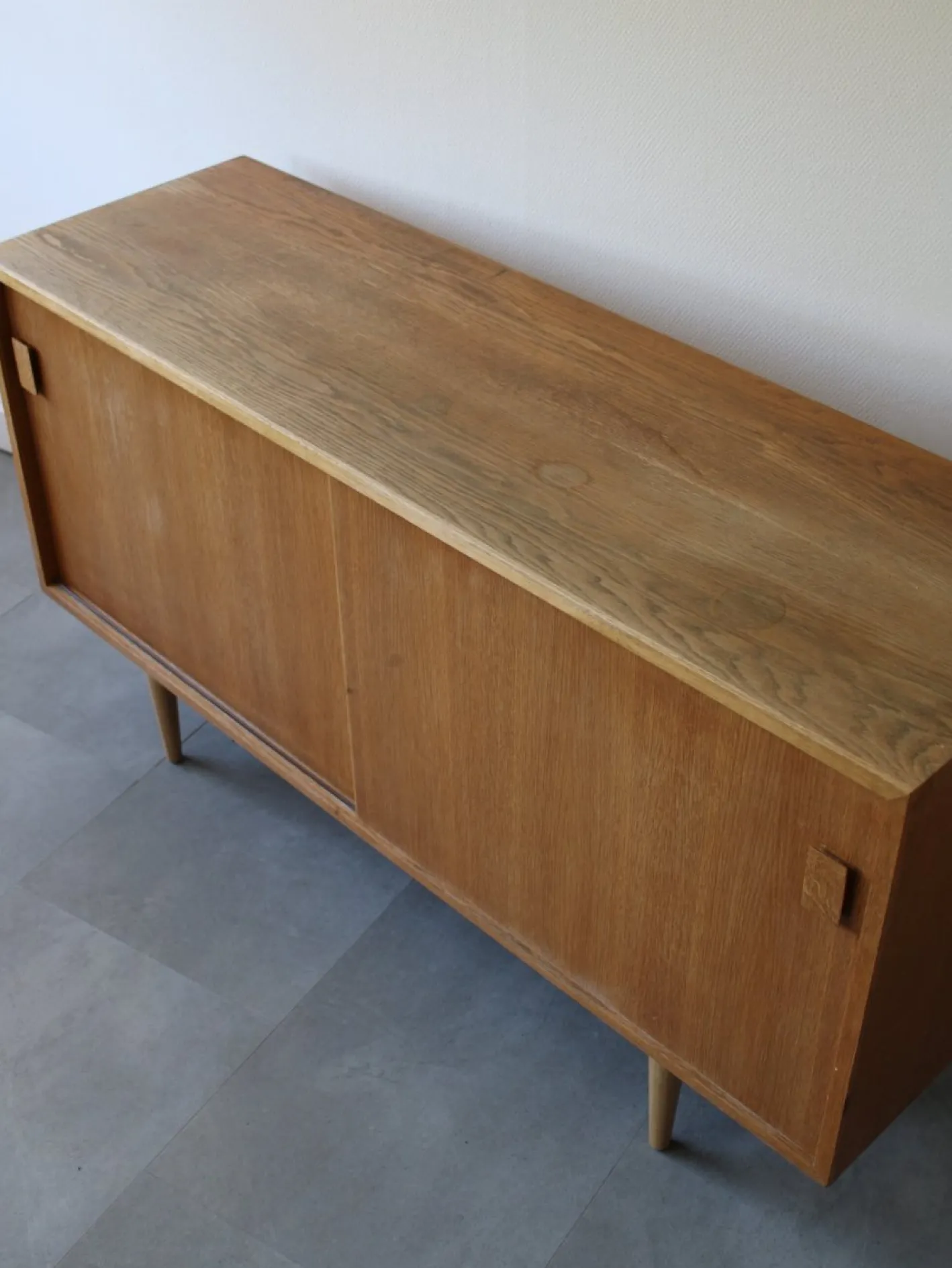 Dänisches Vintage Sideboard aus Eiche, 1960er