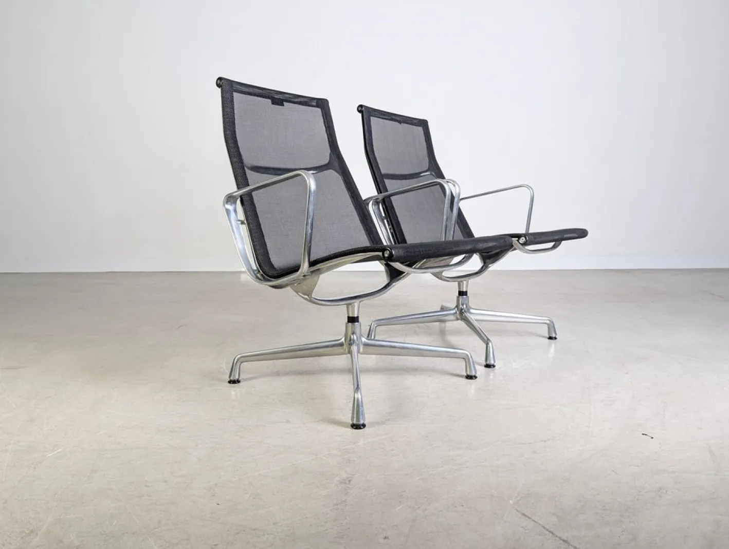 EA 115 Stuhl von Charles & Ray Eames für Vitra