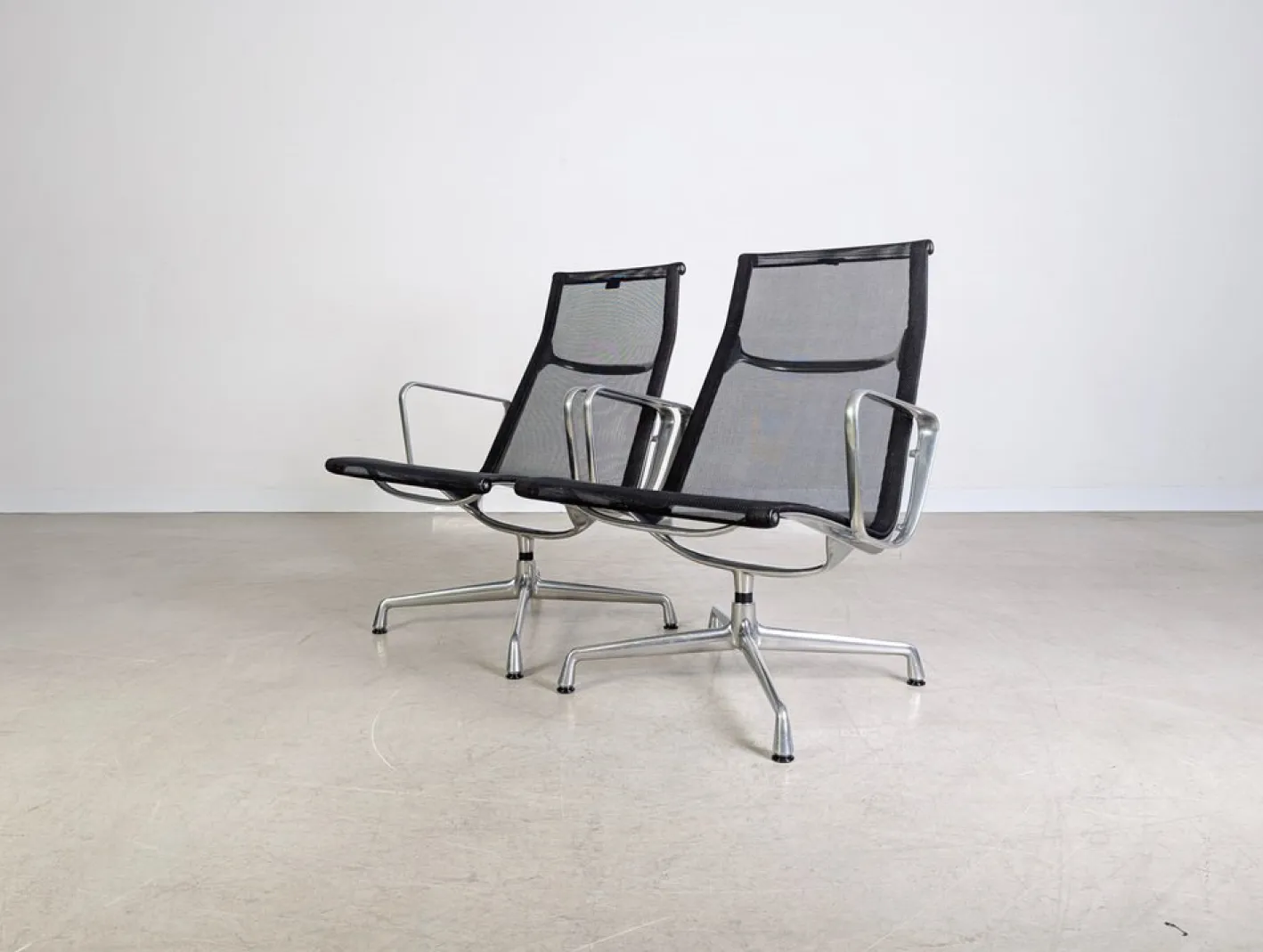 EA 115 Stuhl von Charles & Ray Eames für Vitra