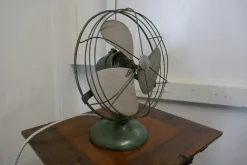 Elektrischer Vintage Messing Ventilator von Frost & Co, 1940