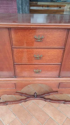 Englisches Sideboard aus Mahagoni, 1950er