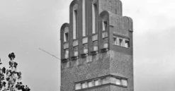 Flowers Wedding Tower Mathildenhoehe Darmstadt, Deutschland, 1938, Gedruckt 2021