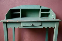 Französischer Kinderschreibtisch, 1940er