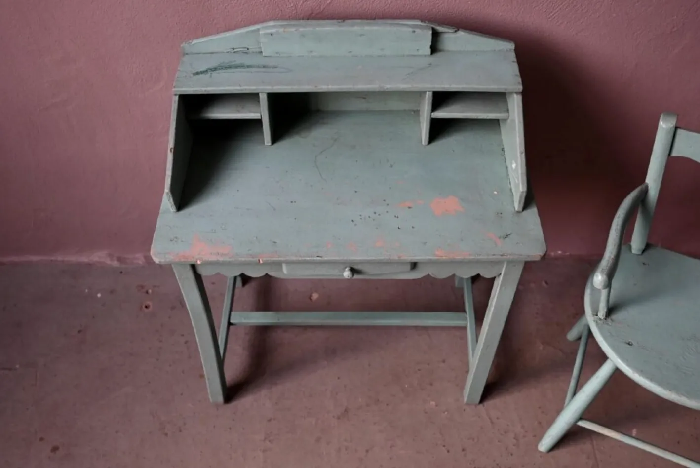 Französischer Kinderschreibtisch, 1940er