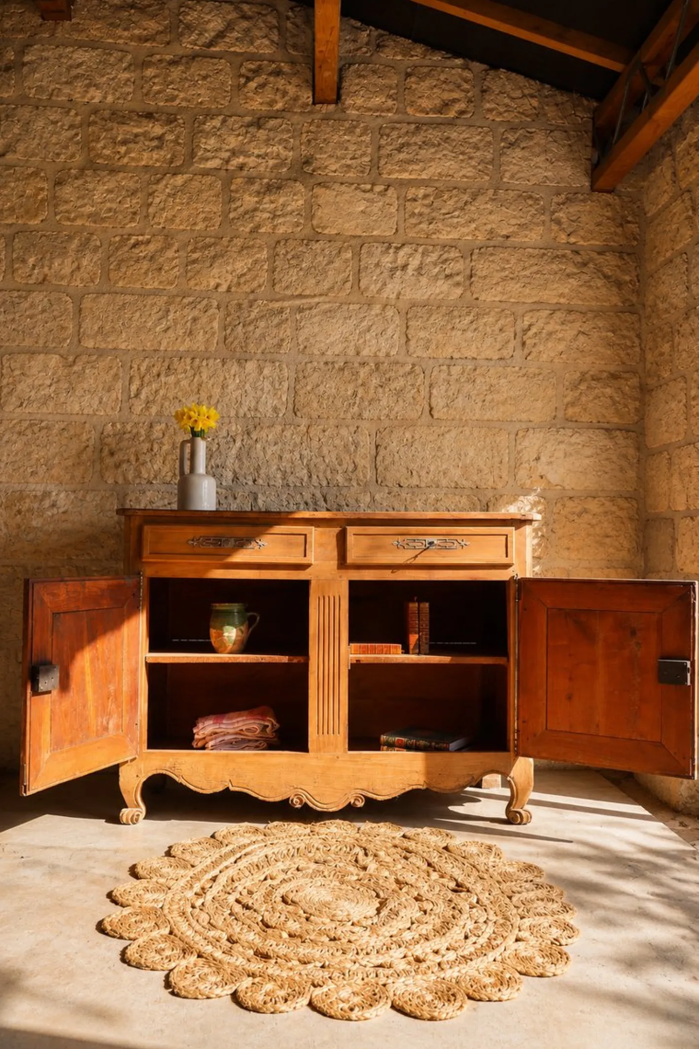 Französisches Bauern-Sideboard aus Holz