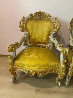 Französisches Sofa, Sessel und Tisch, Ende 19. Jh., 4er Set
