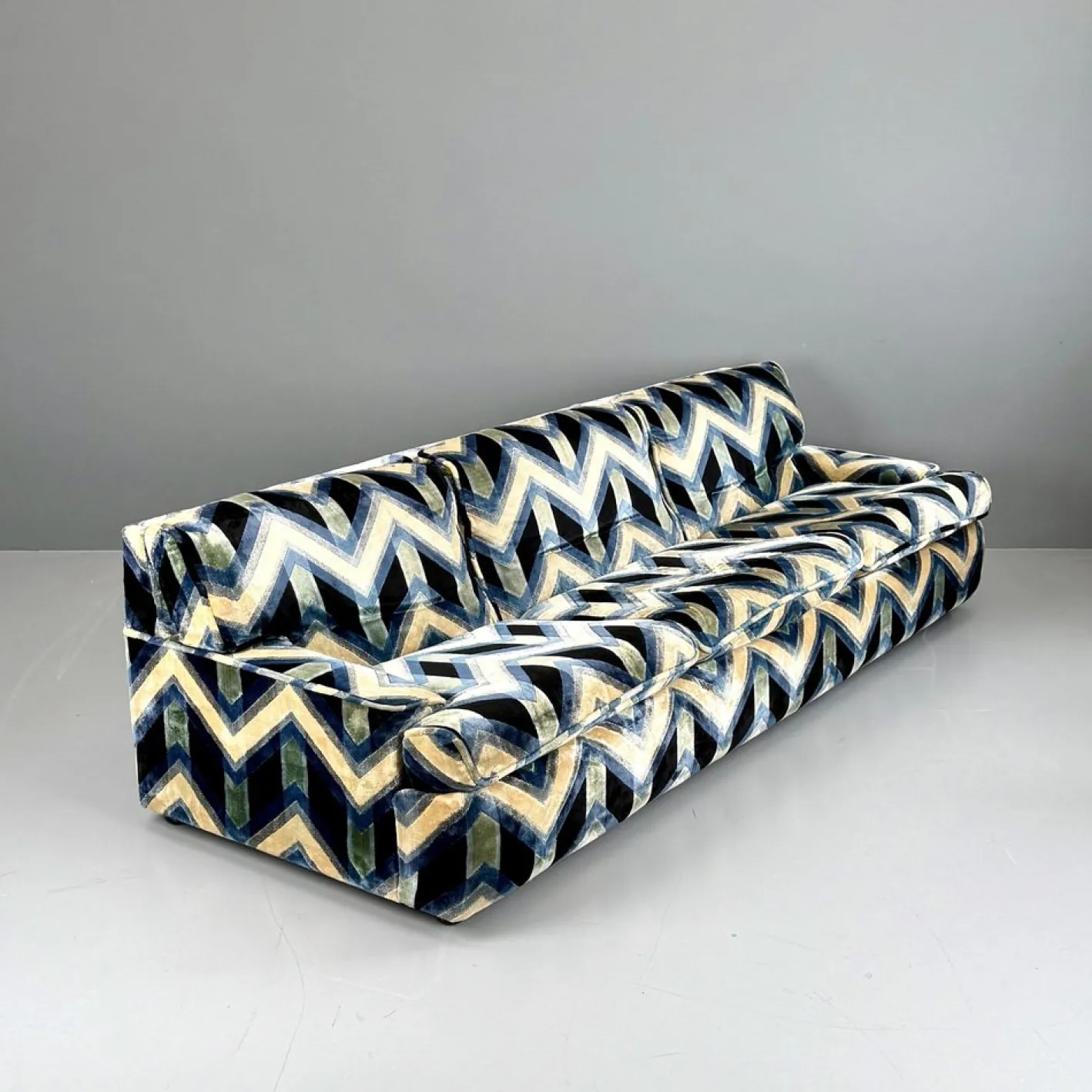 Französisches Sofa von Gérard Guermonprez, 1970er