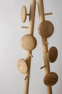 Garderobe von Studio Ventotto für Adentro, 2018