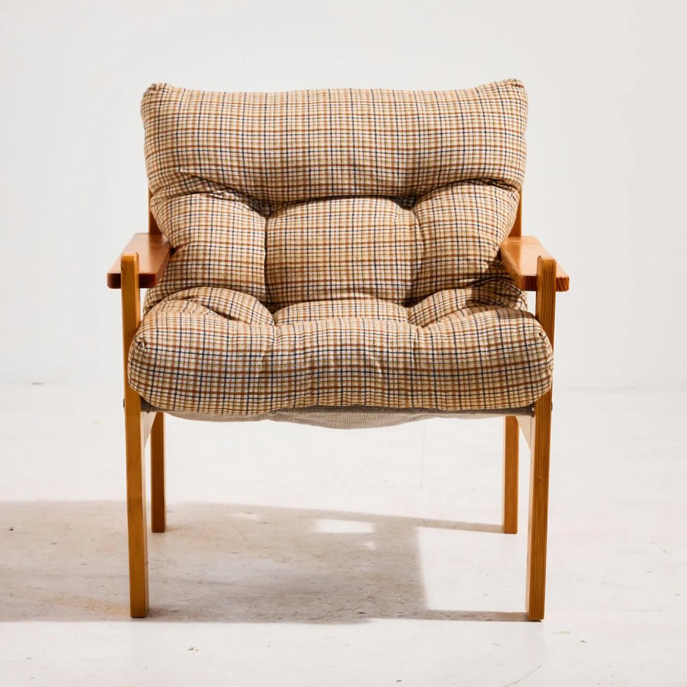 Gepolstertes Sofa mit Stühlen, 3er Set