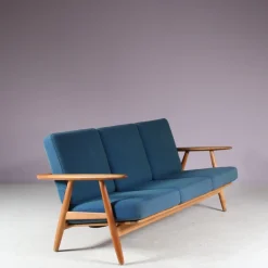 GE240 Zigarrensofa von Hans J. Wegner für Getama, Dänemark, 1950er