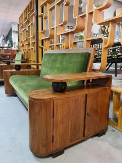 Grünes Art Deco Samtsofa