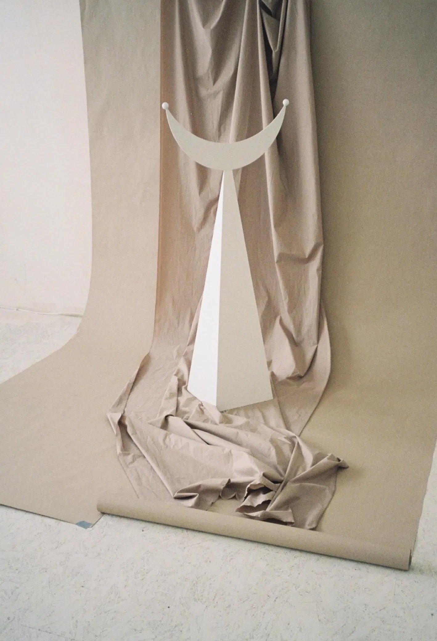 Große Miró Garderobe von Nazara Lazaro