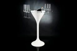 Großer Cocktail Time Rusty Cocktail Tisch von VGnewtrend